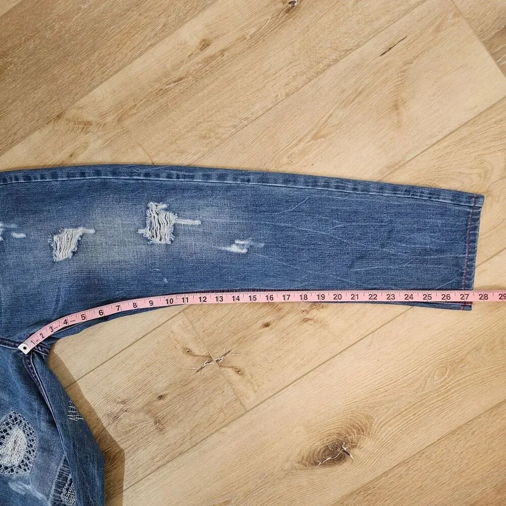 Vintage Destroyed Repaired Patched Jeans 32x27 Thrashed Grunge Streetwear Rock